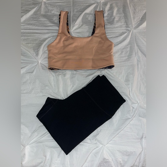 🔥Fabletics Reversible Set🤎🖤 - Picture 3 of 3